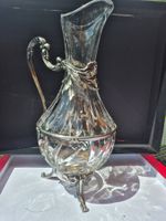 Carafe en cristal et métal argenté décorée