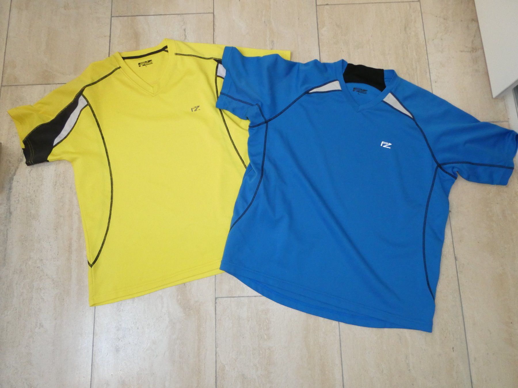 T-shirt: Sportshirts – Usato da Mels venduto da KOSL