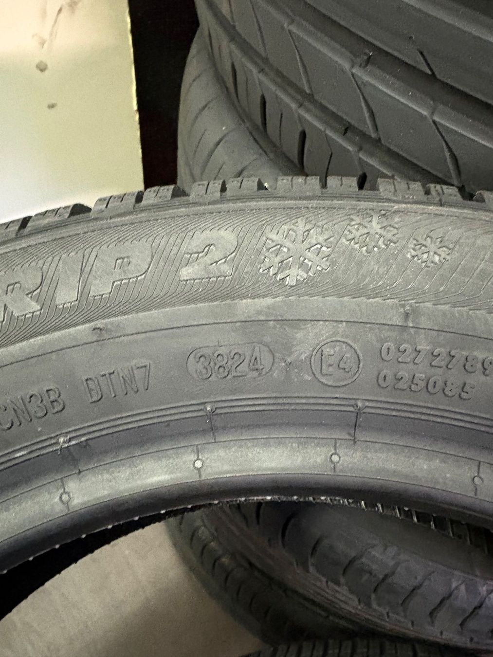 Semperit Pneus & Kompletträder: Winterreifen 175/60R15 81T Semperit – Neu und originalverpackt aus Gerlafingen von Pneu-Puric 4