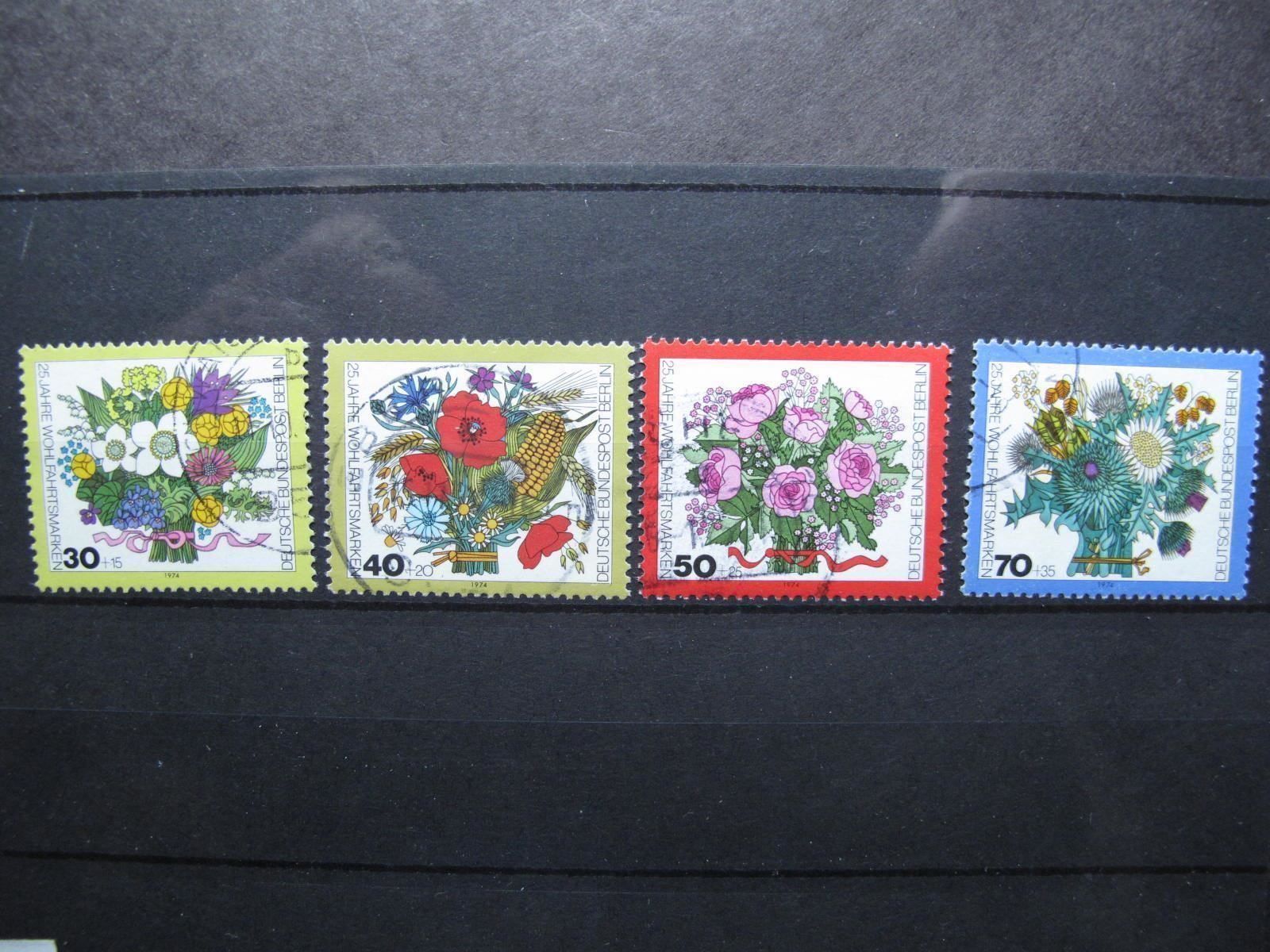 Tutti i francobolli: Berlin 1974 Blumensträusse – Usato da Wil SG venduto da fva01