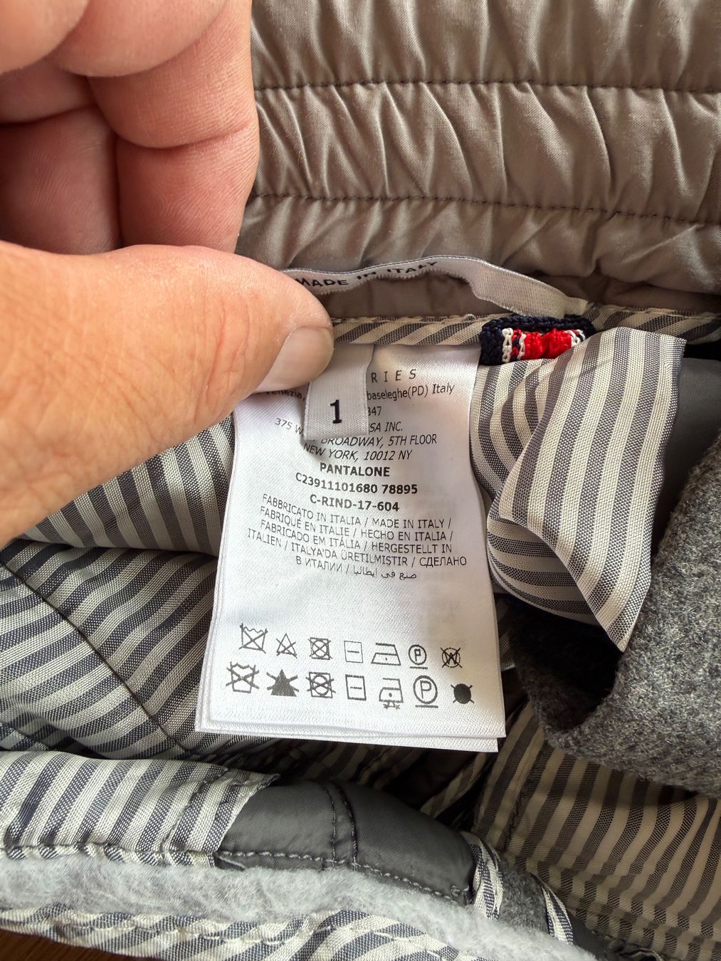 Moncler Pantaloni: Moncler Hose – Usato da Rorschach venduto da 5TORO5 4