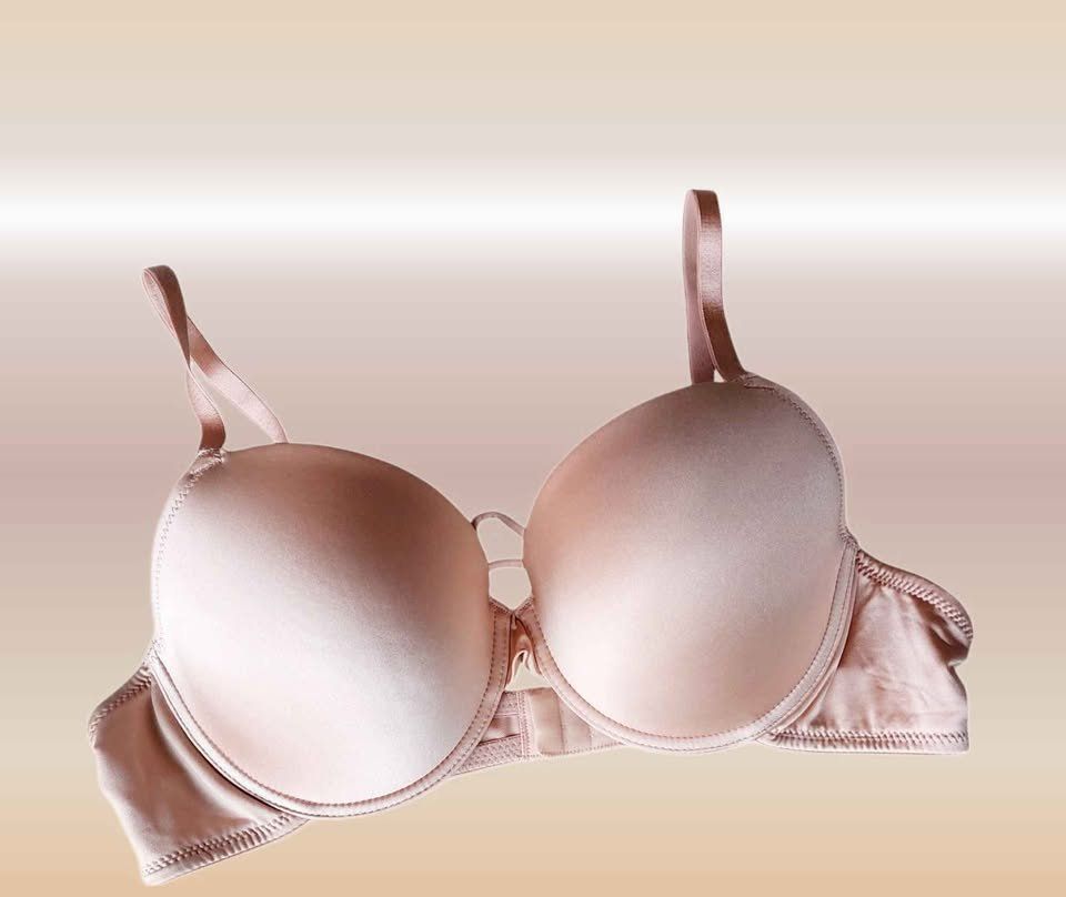 Altra biancheria intima: Schöner BH NEU – Nuovo e nell'imballaggio originale da Aarburg venduto da Hystoria
