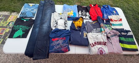 Grosse Kleiderpaket für Junge  (Herbst/Winter) gr. 134/152
