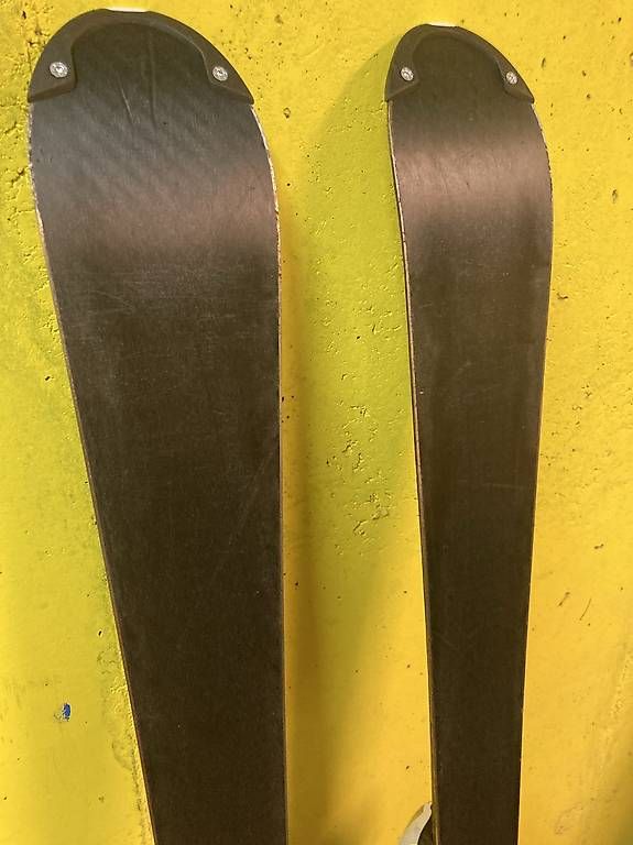 Skis: Skis 140 cm – Gebraucht aus La Roche FR von cap_s2y6 2