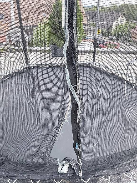 Trampoline: Trampolin – Gebraucht aus Küttigen von evelineh04 1