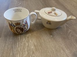 Tasse und Teekanne