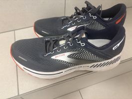 Brooks Adrenaline GTS 22 Herren Laufschuhe. Narrow Grösse 45