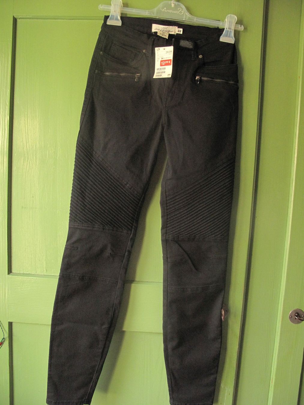 H&M Jeans: Nigelnagelneu mit Etiket Gr. 34 – Usato da glarus venduto da Engel_888