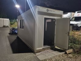 Container