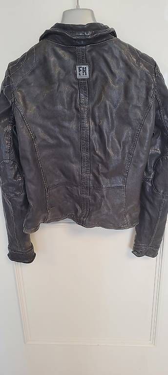 Jacken: Rassige Lederjacke – Neu (gemäss Beschreibung) aus Zufikon von andrea0510 1