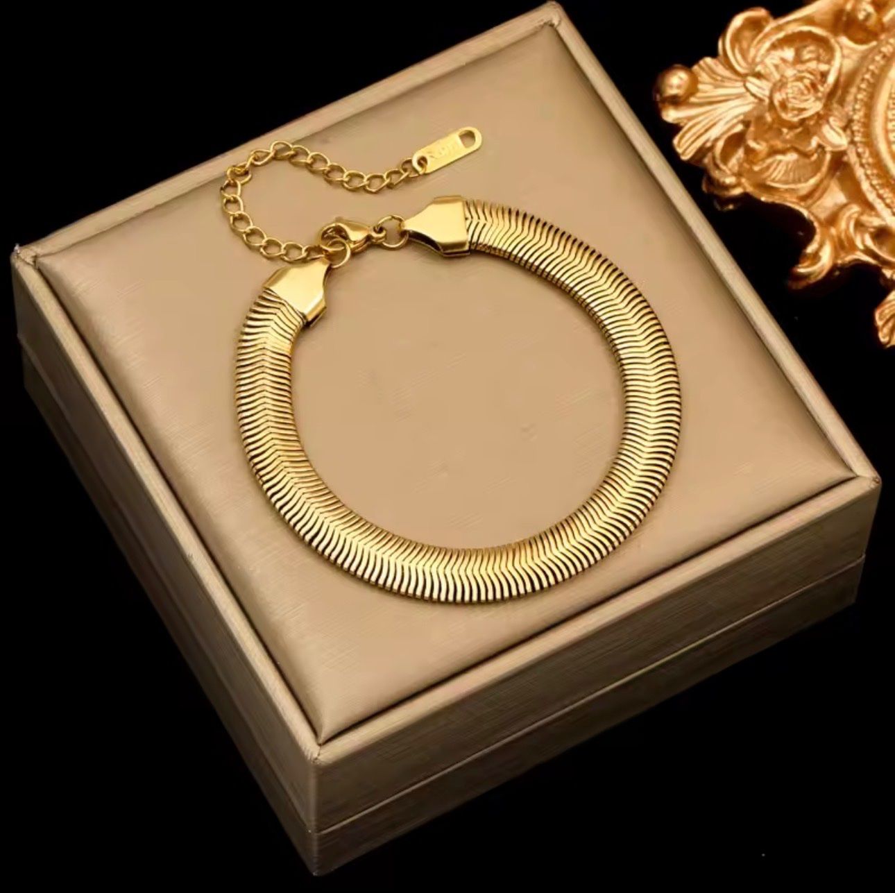 Bracciali & Braccialetti: Bracelet en acier inoxydable – Nuovo e nell'imballaggio originale da Châtel-St-Denis venduto da Montclair_Swiss