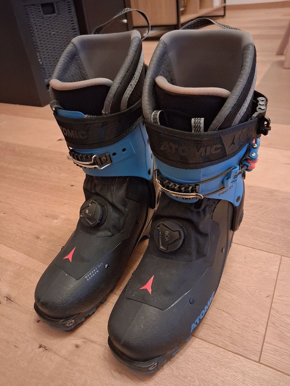 Atomic Scarpe da uomo: Chaussures de ski de randonnée Atomic Backland – Usato da Formangueires venduto da jon_z6vc