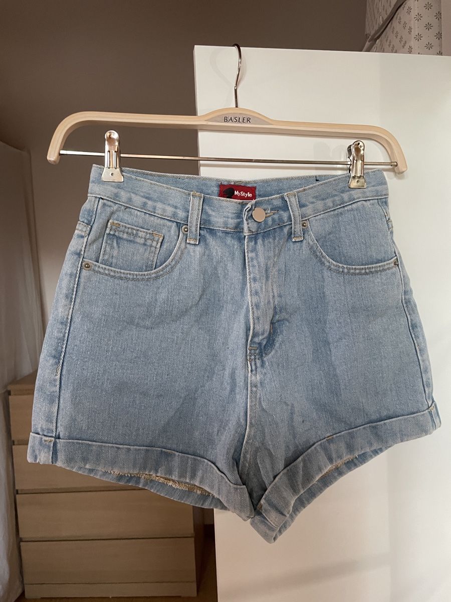 Pantaloni: Denim Shorts Gr. S/36 – Usato da Münsingen venduto da Secondhand89