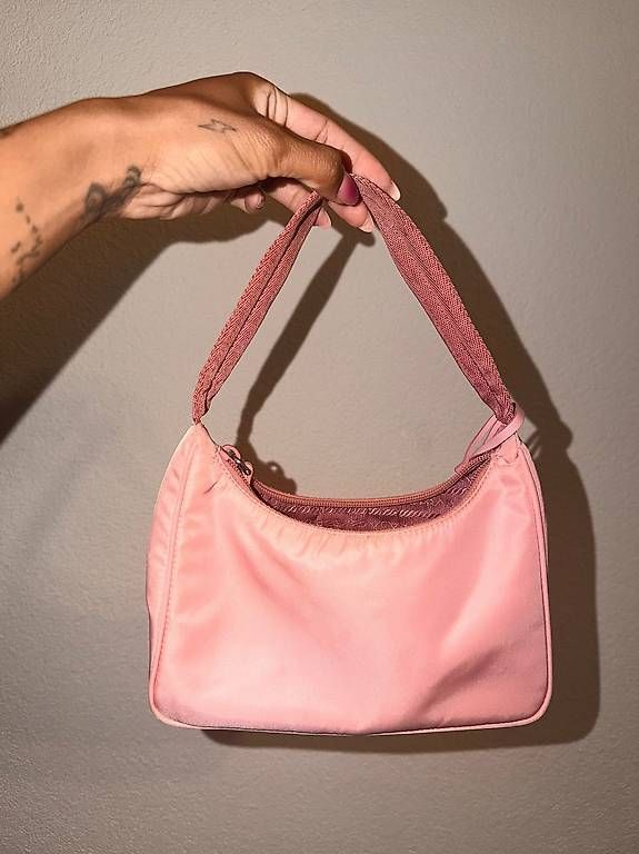 Taschen für Damen: Prada Tasche – Gebraucht aus Bassersdorf von rub_hb6j 1