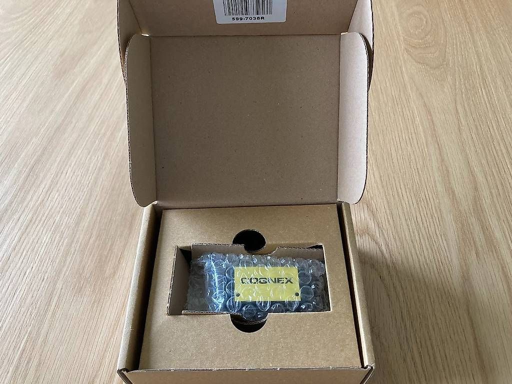 Fotocamera: Cognex In-Sight Micro 1403-11 mit PatMax – Nuovo e nell'imballaggio originale da Winterthur venduto da mar_6zwq 4