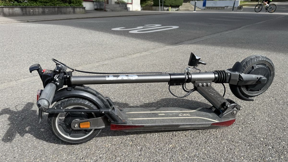 Kickboard: Elektro Trottinette SXT Light Plus V eKFV – Usato da Schlieren venduto da lulupupi 5