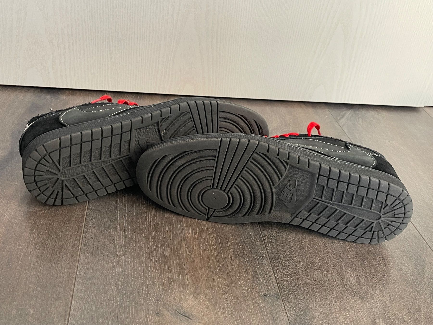 Jordan Herrenschuhe: Jordan 1 Travis Scott – Gebraucht aus Dompierre FR von matmath 6
