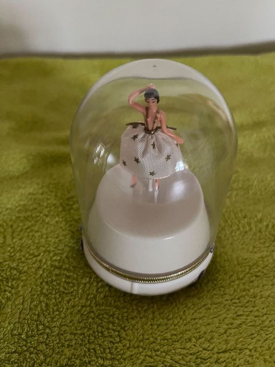 Boîte à Musique Reuge Suisse Années 70 - Figurine En Bois Femme 