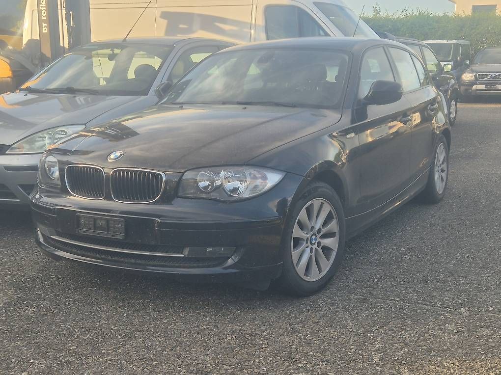 Autos: BMW 120 Benzin Automat MFK – D'occasion à Biel/Bienne par MS90s 1