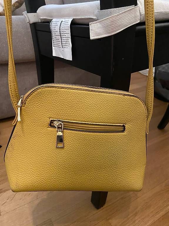 Borse da donna: Gelbe Tasche – Usato da Oberglatt ZH venduto da val_wq29 1