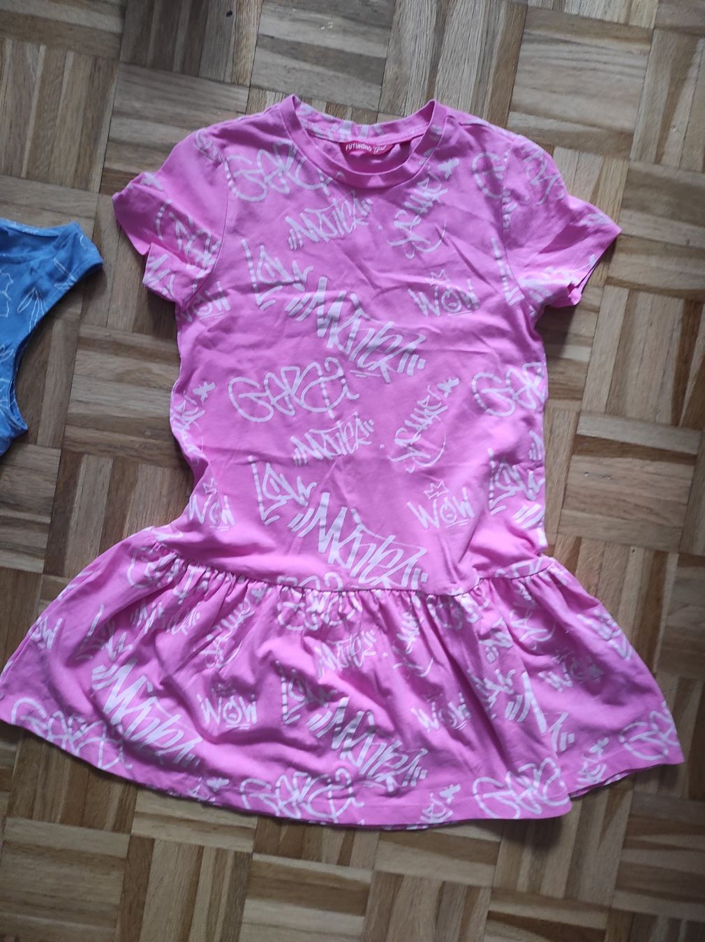 Vestiti & Gonne: 4 Robes de cotton t.128-134 cm – Nuovo (secondo la descrizione) da Renens VD venduto da cla_7zv5 2