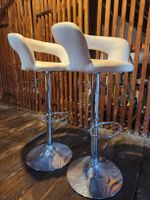 Zwei Barhocker, Höhenverstellbar