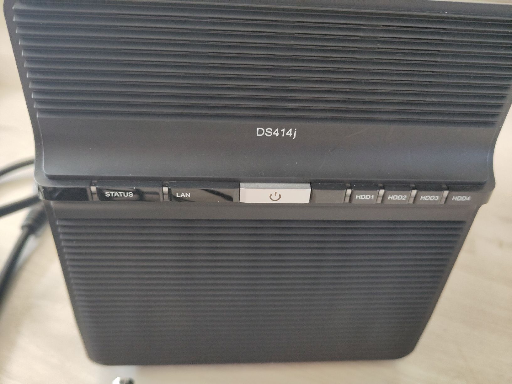 Synology Server: 4x2TB mit Synology NAS DS414j – Difettoso da Sargans venduto da sve_hjs5 1