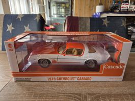 79'Chevrolet Camaro Cascade 1:18  Greenlight