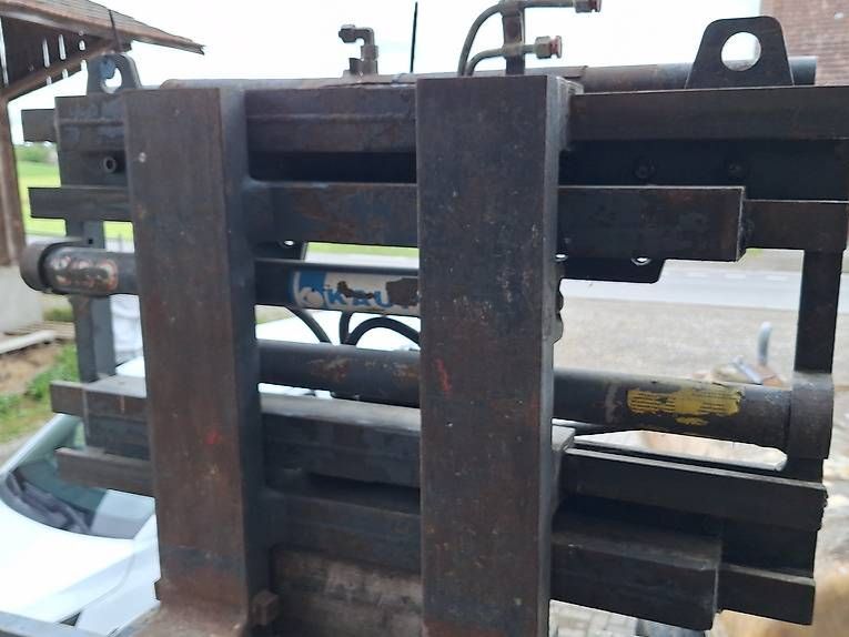 Tutte le macchine: Palettengabel, Stapler, Traktor, Pneulader, Bagger – Usato da Wiezikon b.Sirnach venduto da Ostschweiz94 4