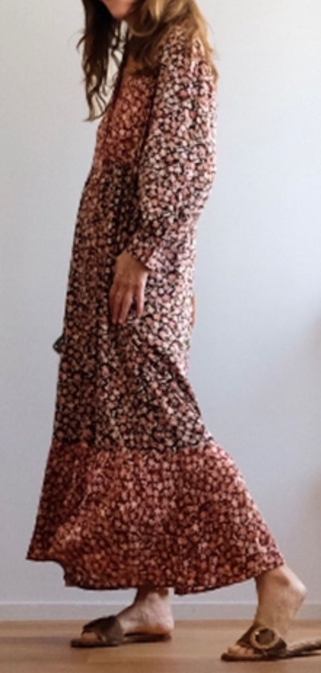 Zara Vestiti: ZARA Maxikleid mit Blumenmuster  - neu - – Nuovo (secondo la descrizione) da Jona venduto da vanessasupermarket20 2