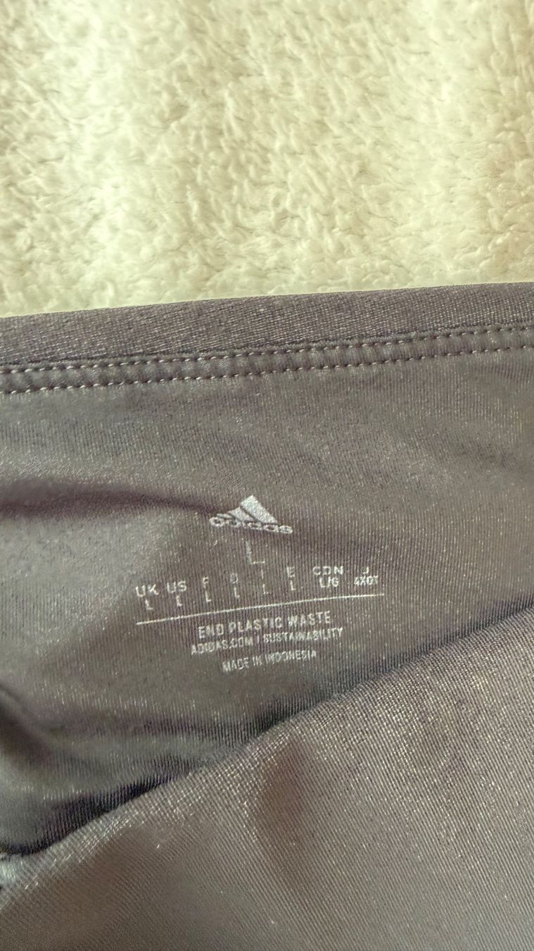Adidas Pantalons: Golfhose von Adidas – D'occasion à Warth par sue500