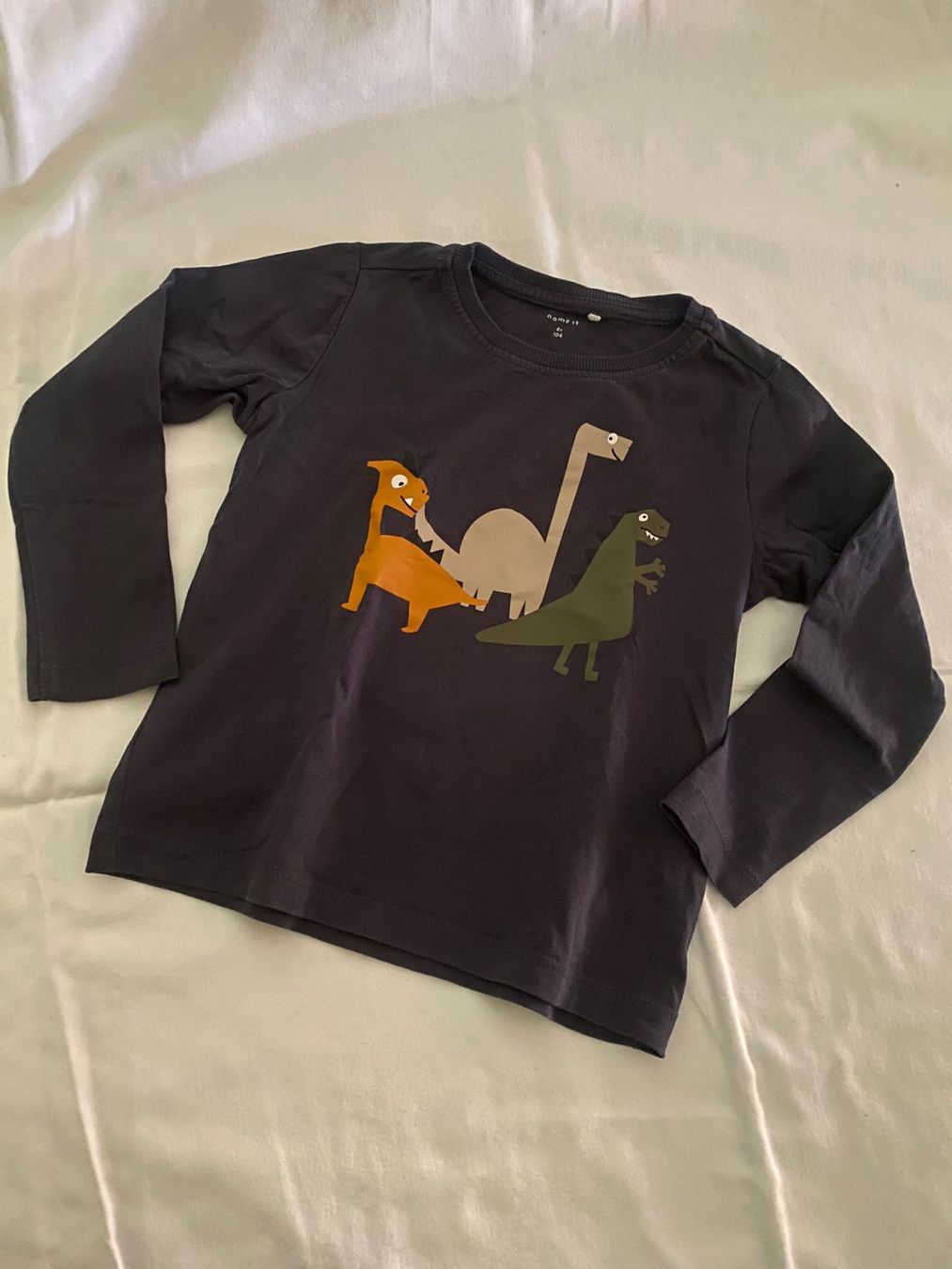 Name It Camicie, T-shirt & Polo: leichtes langarm Shirt Grösse 104. – Usato da Allenwinden venduto da Obalu 1
