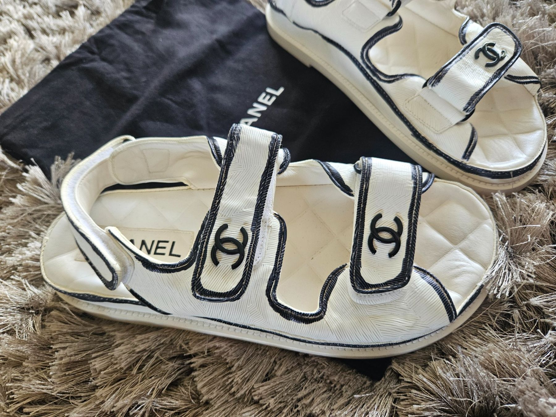 Chanel Scarpe da donna: Chanel Römersandalen 39 – Usato da Luzern venduto da schuhparadies159 2