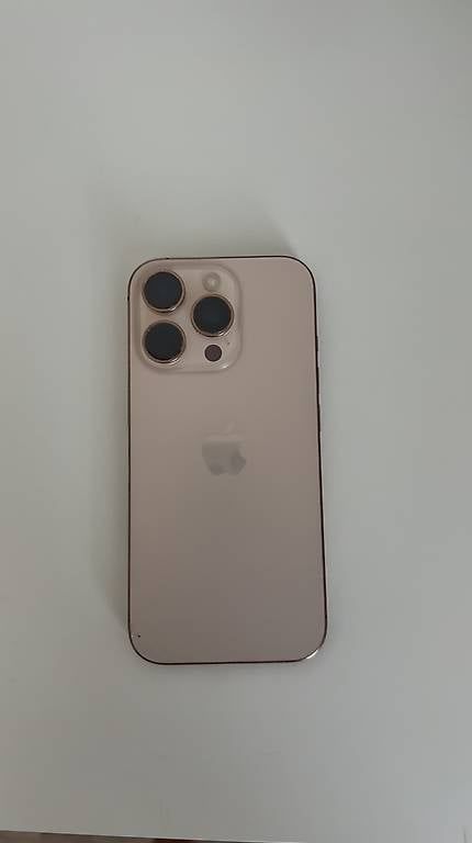 Portables: Iphone 16 pro 128gb – D'occasion à Grenchen par jas_hdn8 1