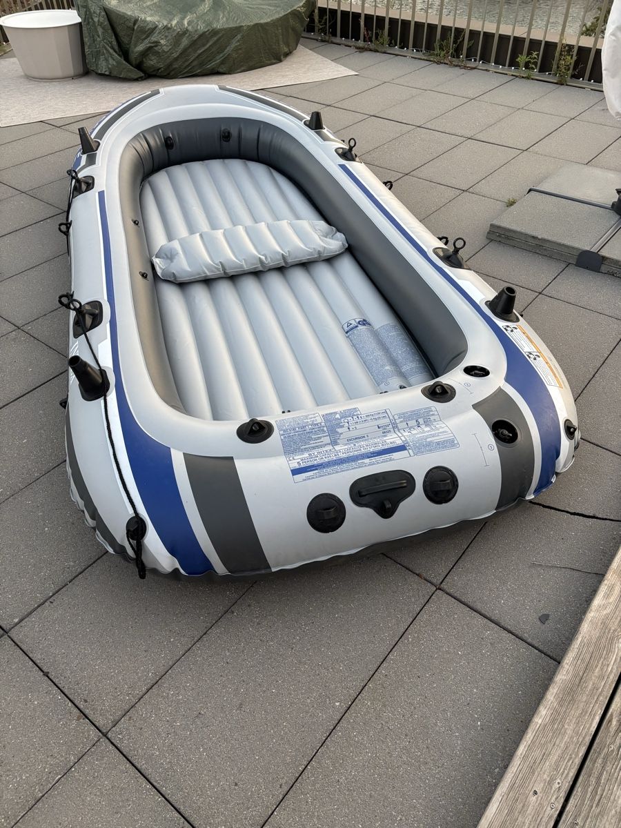 Bateaux: Schlauchboot Intex Excursion 5 Neu – Neuf (Voir description) à Vogelsang AG par MargitK 1