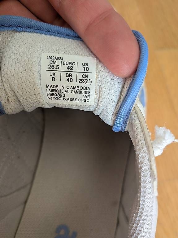 Scarpe da uomo: ASICS Grösse 42 – Usato da Bern venduto da TinaFranziska