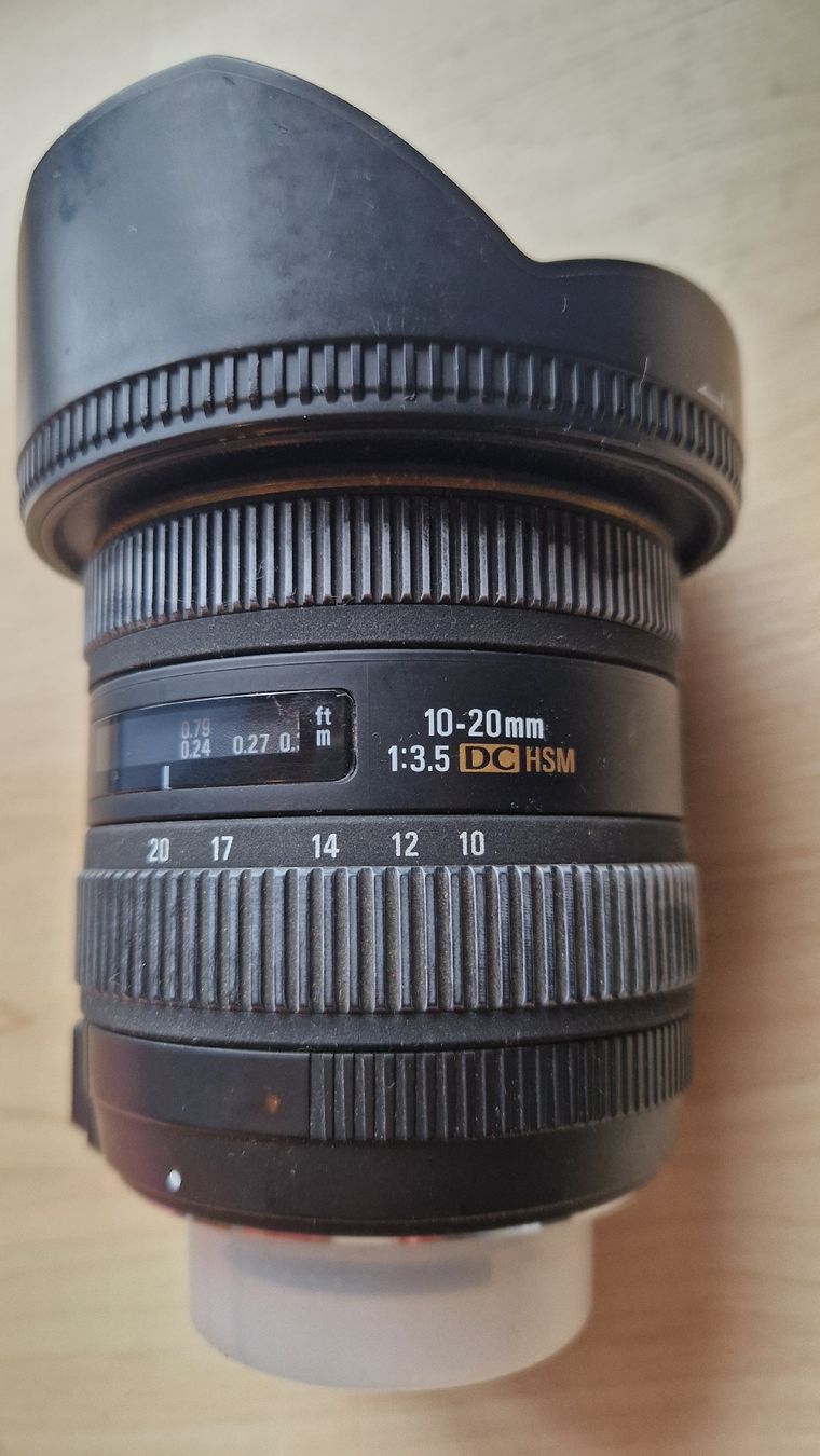 Sigma Obiettivi: Nikon Sigma 10-20mm 1:3.5 DC HSM Weitwinkelobjektiv – Usato da Nidau venduto da auktionspinguin