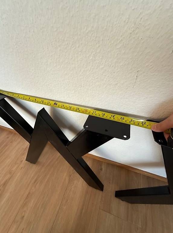 Altri mobili: Schwarze Couchtischbeine 50cm hoch – Usato da Frenkendorf venduto da emi_jg7b 2