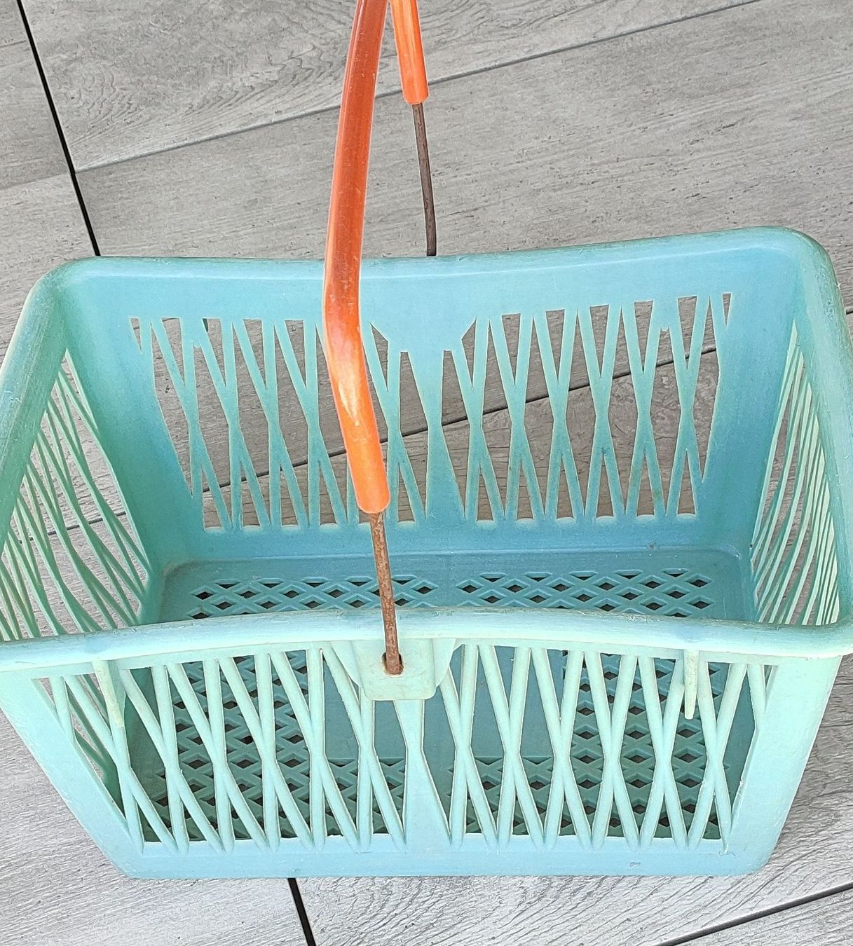 Altro in Antiquarato & Arte: Vintage Einkaufskorb Plastik Mintgrün mit Griff – Usato da Gipf-Oberfrick venduto da minini