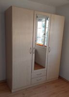 Kleiderschrank 3-türig