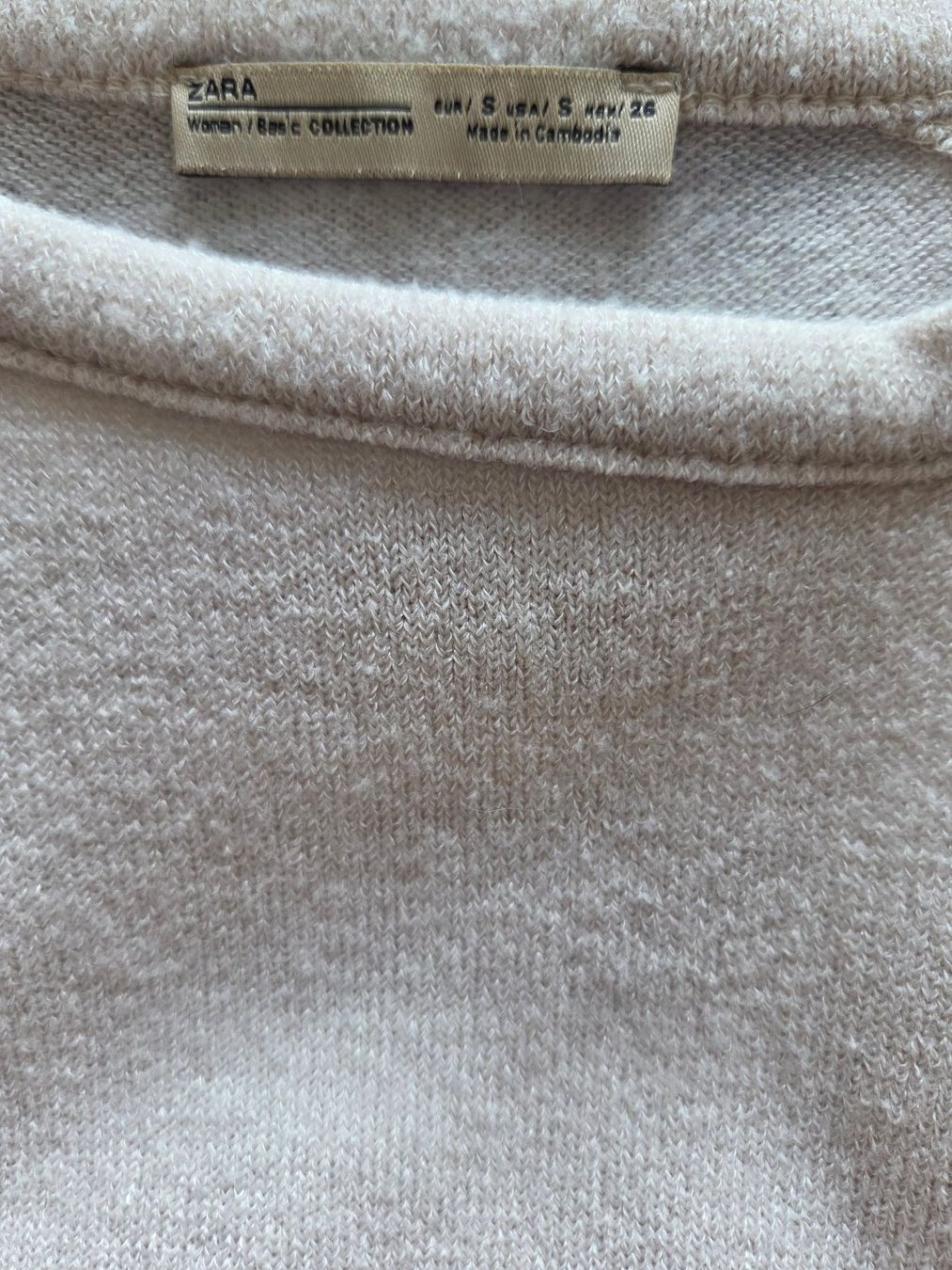 Zara Tops: ZARA Pull léger beige avec détail - Taille S – Gebraucht aus Chavannes-Renens von mau_8rwz 2