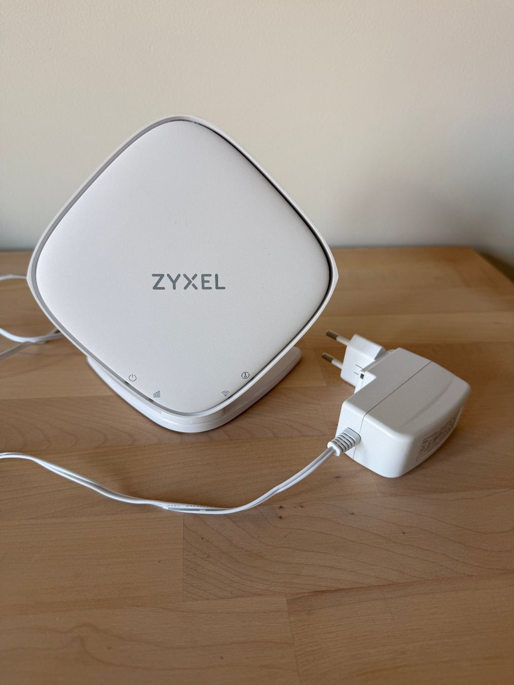 Zyxel WiFi: WLAN-Mesh-Repeater Zyxel WX3100-T0 – Usato da Winterthur venduto da ricarda55 1