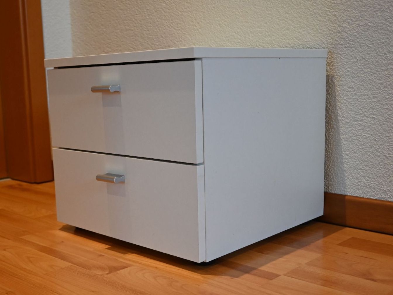 Comodini: Nachttisch weiss – Usato da Neuwilen venduto da leo_2gzm 1