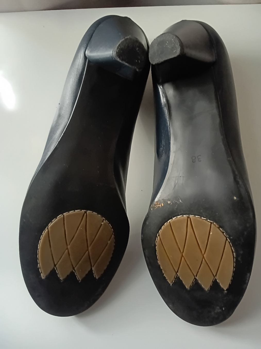 Navyboot Scarpe da donna: NAVYBOOT dark blue leather heels size 38 used condition – Usato da Immensee venduto da vgitter 6