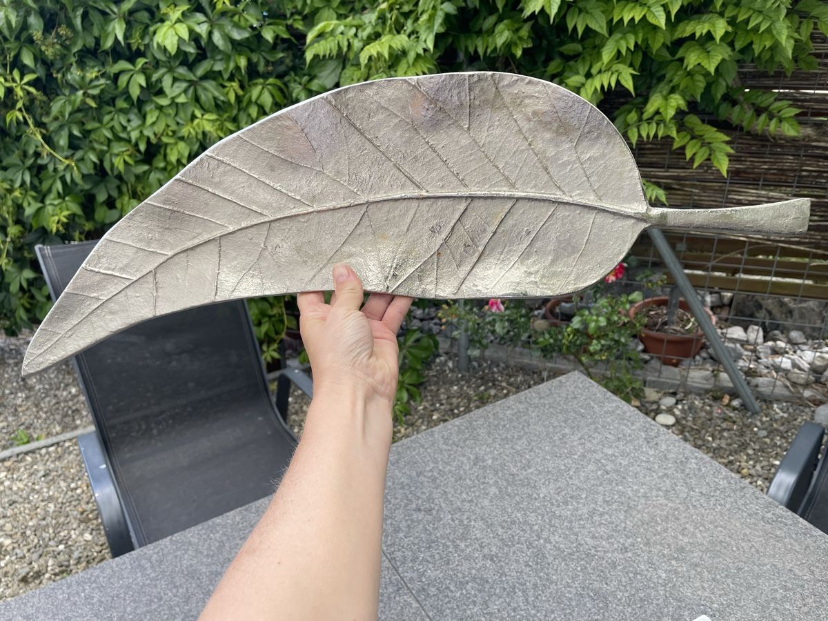 Servierplatten: Dekorative Blatt-Schale  – Gebraucht aus Niederbüren von poschti 1