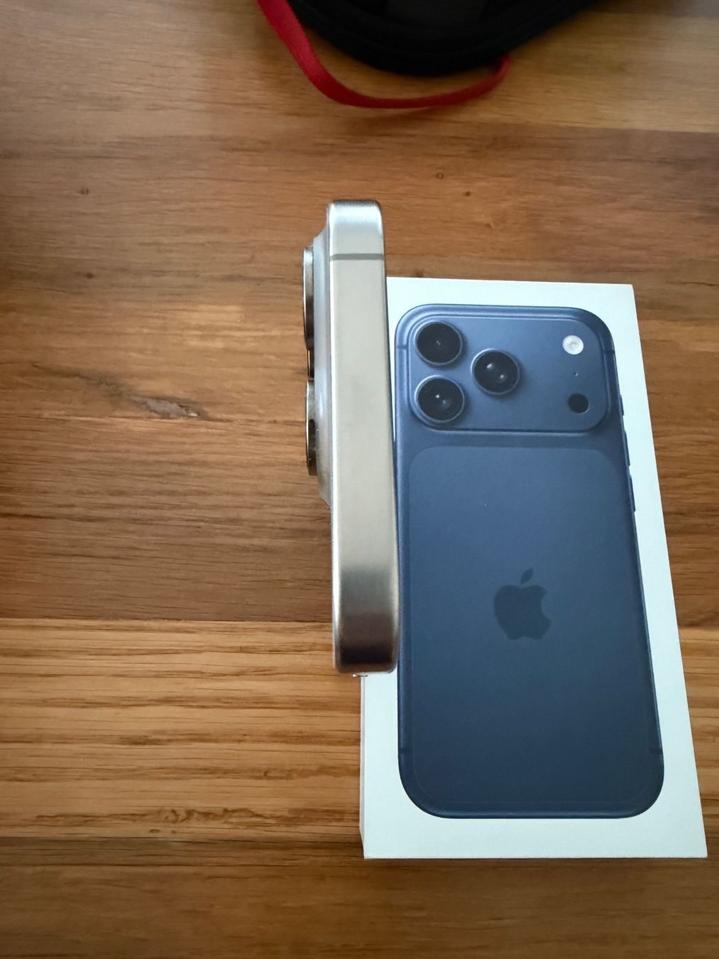 Apple Telefoni cellulari / Smartphones: Iphone 15 pro 128GB – Usato da Rorschacherberg venduto da Saani77 4