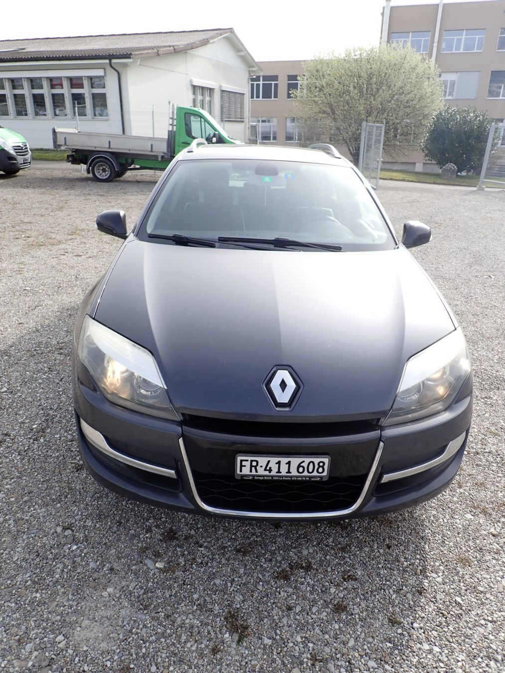 Renault Autos: Renault Laguna 2.0dCi 175 – D'occasion à Fribourg par OFAIL 3