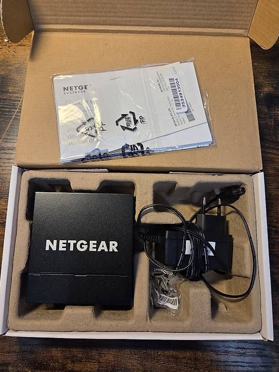 Hub & Switch: Netgear GS305E 5-Port Gigabit Smart Switch – Usato da Wettingen venduto da Allmilchigsinn 1