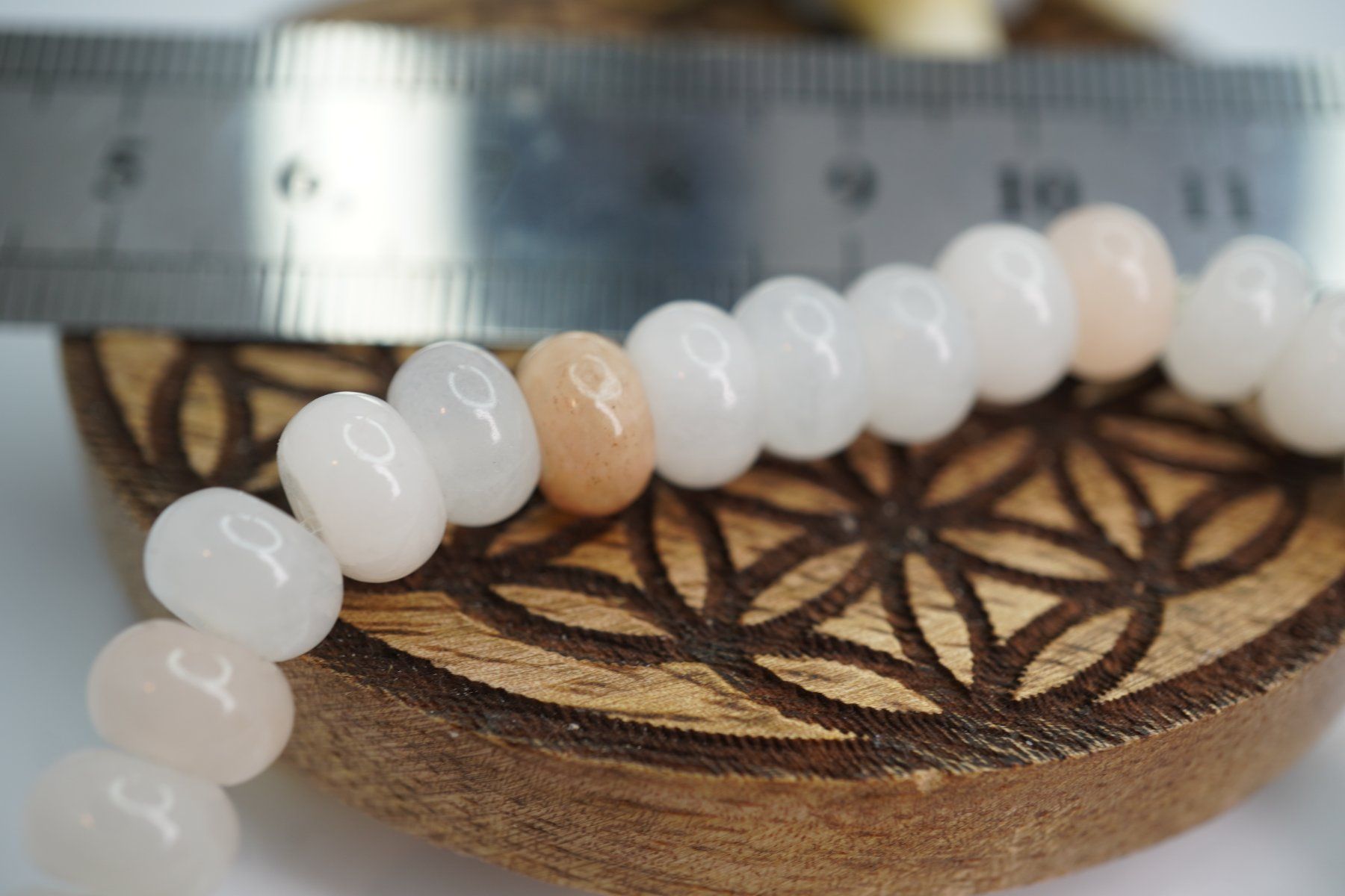 Minerali & Pietre curative: Mondstein   Armband Donuts  ab 1.- Auktion – Nuovo e nell'imballaggio originale da Eschenbach SG venduto da topstone 4
