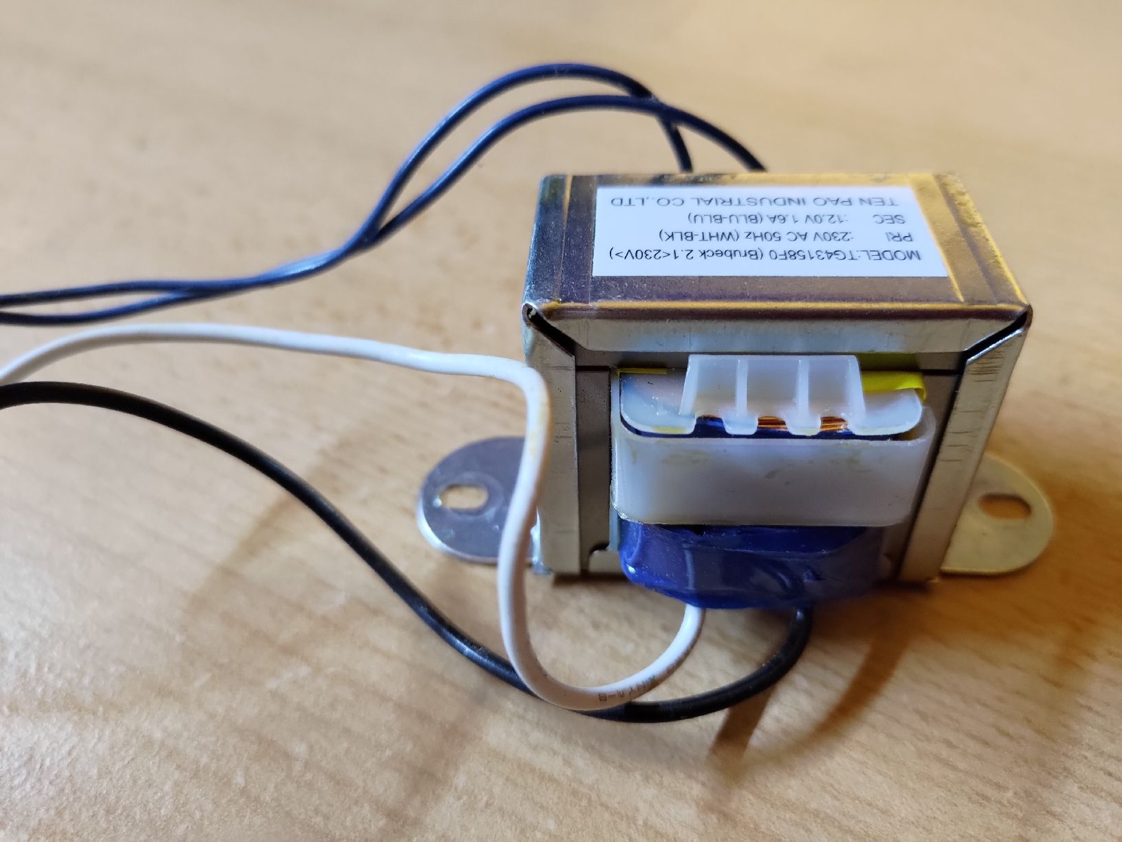 Componenti elettronici: Transformator 12V 1.6A – Usato da Mels venduto da erichstuder 3